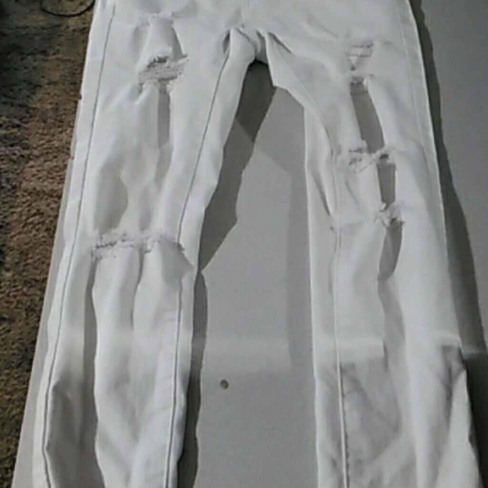 Jeans - Picture 2 of 3